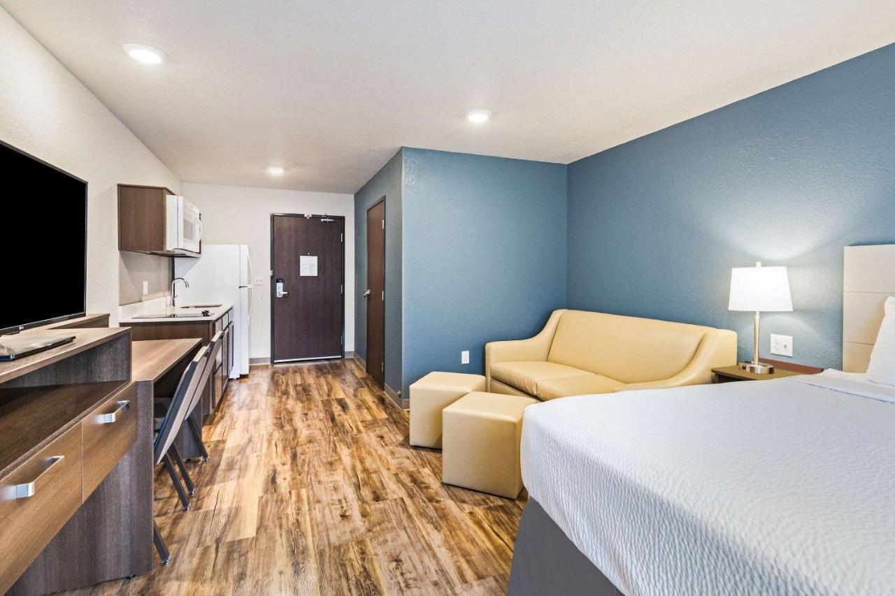 Woodspring Suites Davenport Quad Cities エクステリア 写真